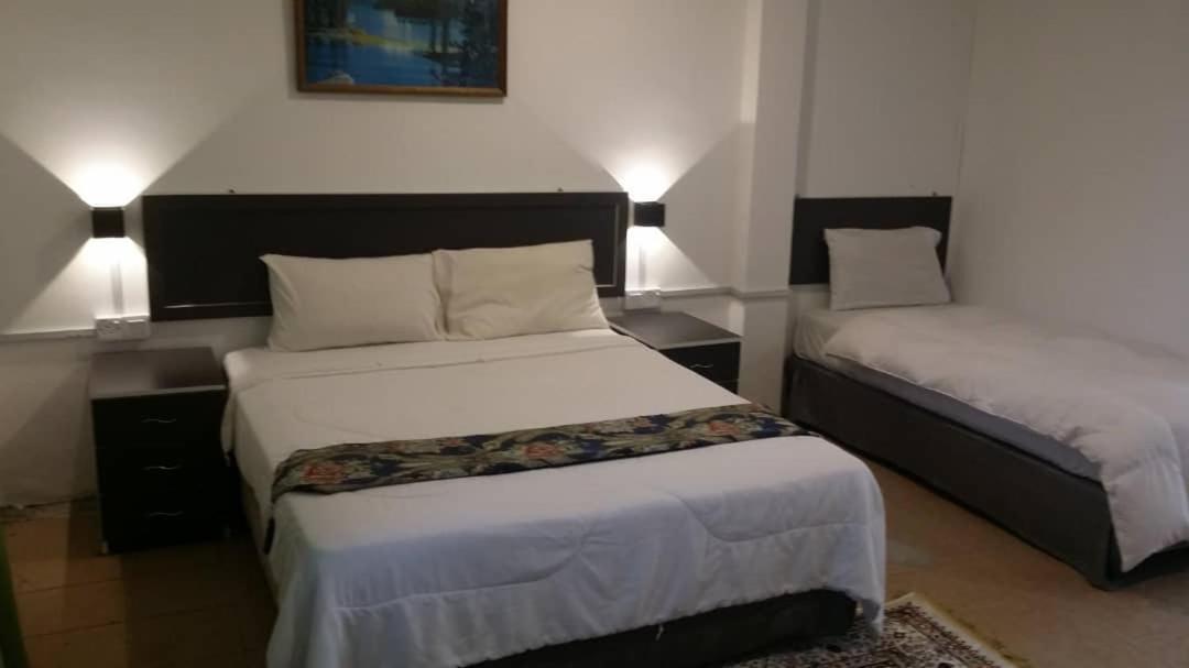 Green Town Hotel & Resort Port Dickson Esterno foto