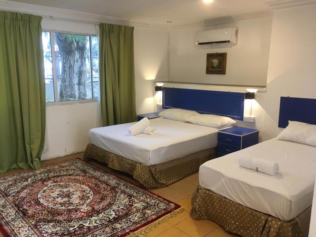 Green Town Hotel & Resort Port Dickson Esterno foto