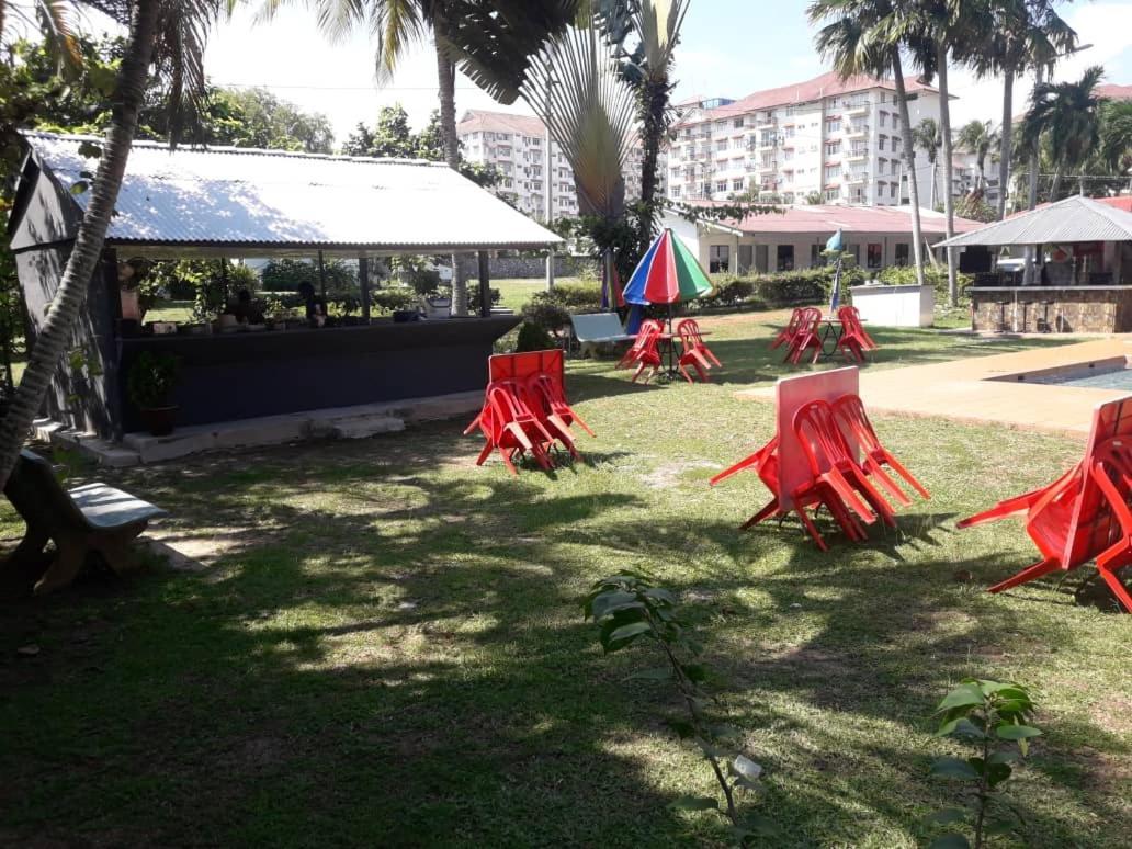 Green Town Hotel & Resort Port Dickson Esterno foto