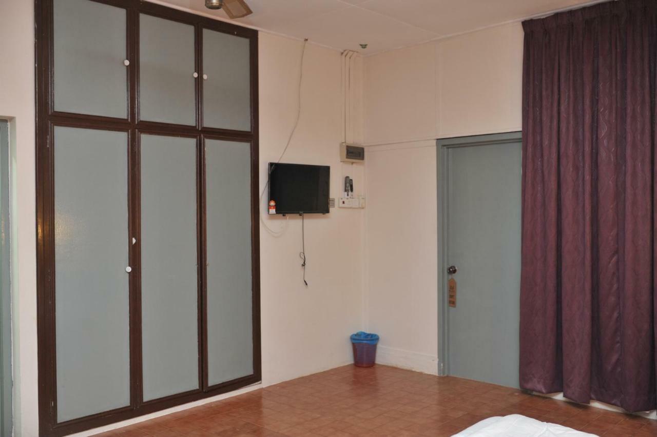 Green Town Hotel & Resort Port Dickson Esterno foto