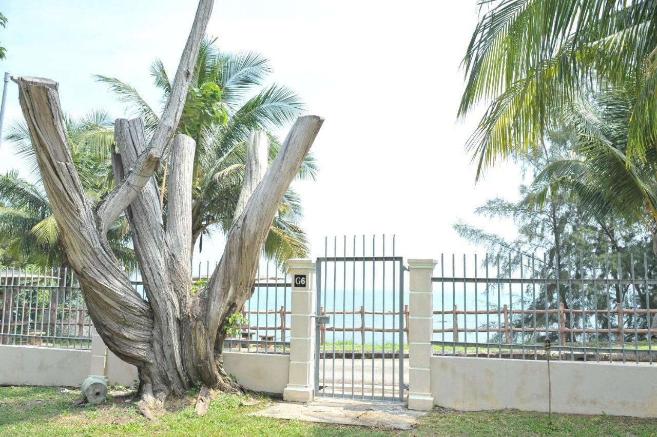 Green Town Hotel & Resort Port Dickson Esterno foto