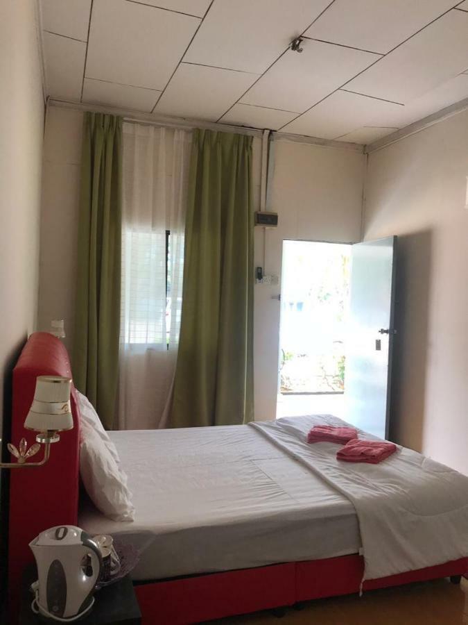 Green Town Hotel & Resort Port Dickson Esterno foto