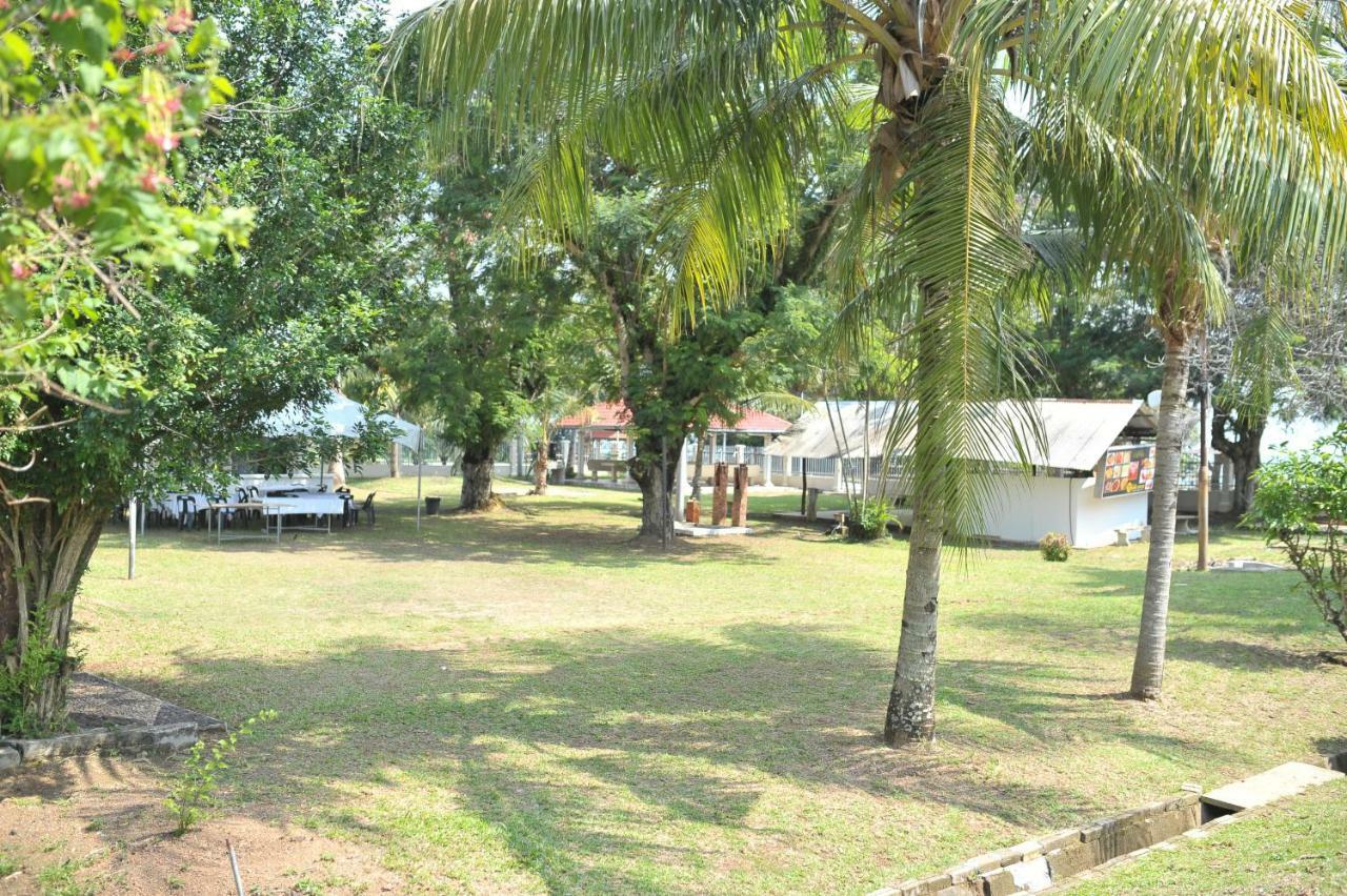 Green Town Hotel & Resort Port Dickson Esterno foto
