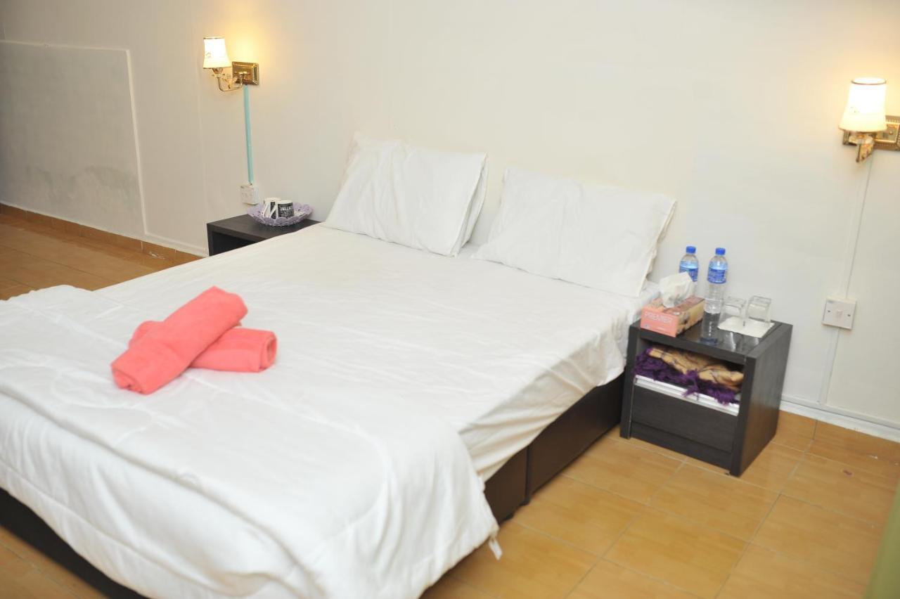 Green Town Hotel & Resort Port Dickson Esterno foto